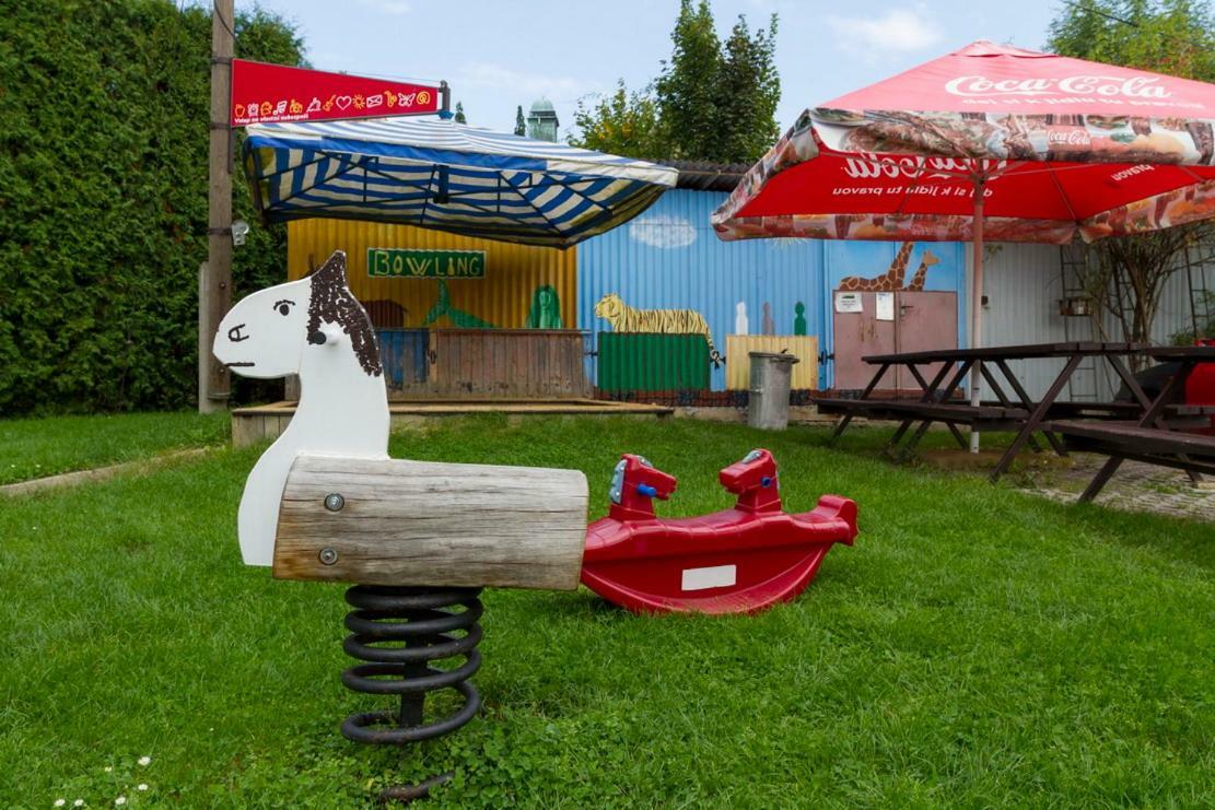 Apartmány Bowling Frýdlant Kültér fotó
